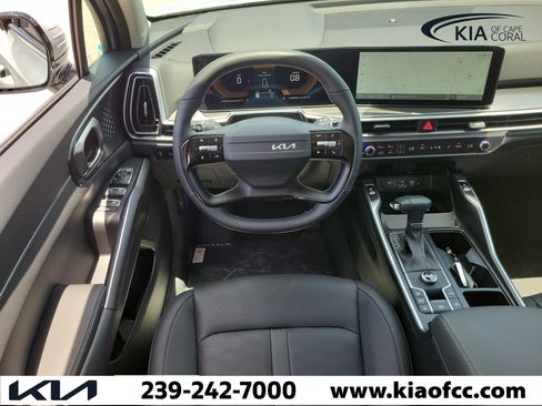 New 2026 Kia Sorento EX w/ EX Premium Package FWD image 16