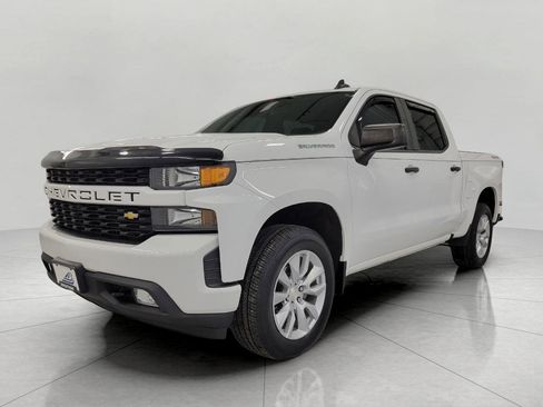 Used 2019 Chevrolet Silverado 1500 Custom w/ Custom Value Package image 11