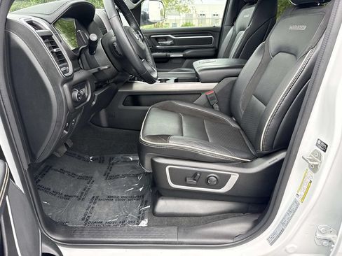 Used 2023 RAM 1500 Laramie AWD/4WD image 24
