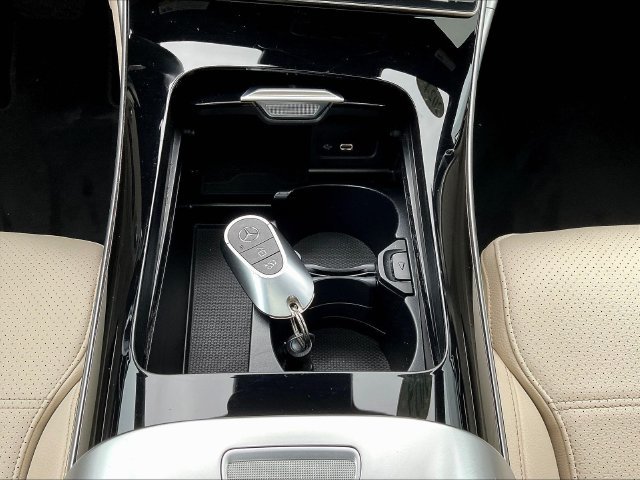 Certified 2024 Mercedes-Benz C 300 4MATIC Sedan image 17