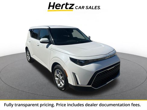 Used 2025 Kia Soul LX w/ LX Technology Package FWD image 1