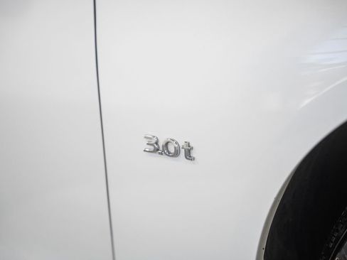 Used 2020 INFINITI Q50 Luxe w/ Essential Package (3.0T Luxe) AWD/4WD image 17