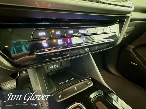 Used 2023 Chevrolet Bolt LT w/ Infotainment Package image 33