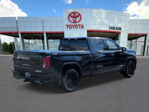 Used 2022 GMC Sierra 1500 Elevation w/ Preferred Package image 4