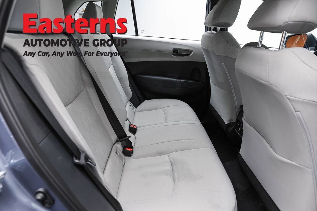 Used 2025 Toyota Corolla Cross L FWD image 22