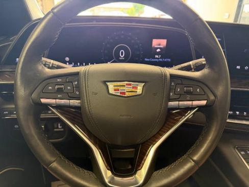 Used 2022 Cadillac Escalade Sport Platinum AWD/4WD image 20