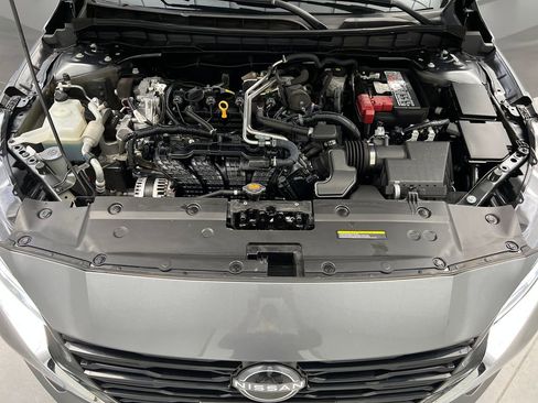 Used 2025 Nissan Altima 2.5 SV FWD image 56