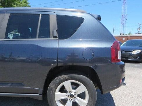 Used 2014 Jeep Compass Latitude w/ All Weather Capability Group image 30
