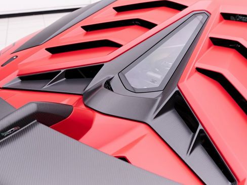 Used 2019 Lamborghini Aventador SVJ image 48