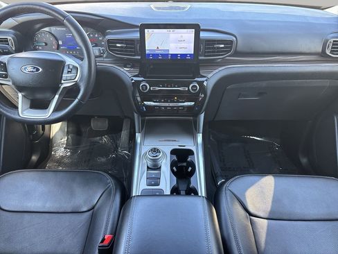 Certified 2023 Ford Explorer Limited image 15