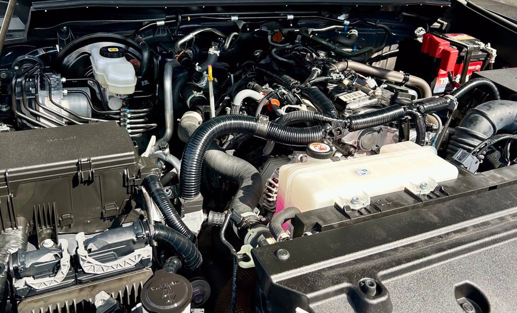 Certified 2025 Toyota 4Runner SR5 AWD/4WD image 25