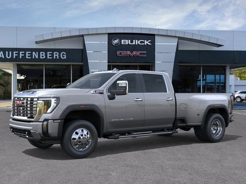 New 2026 GMC Sierra 3500 Denali w/ Denali Reserve Package AWD/4WD image 31