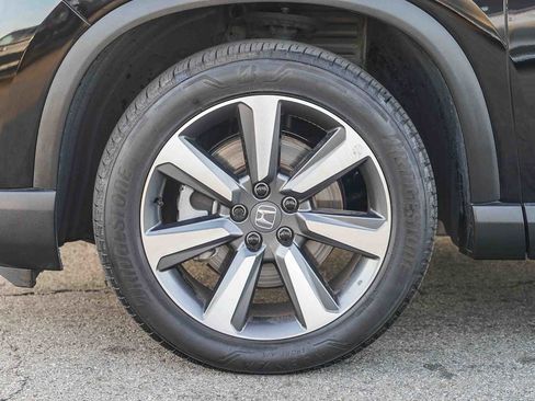 Certified 2025 Honda Pilot Elite image 9