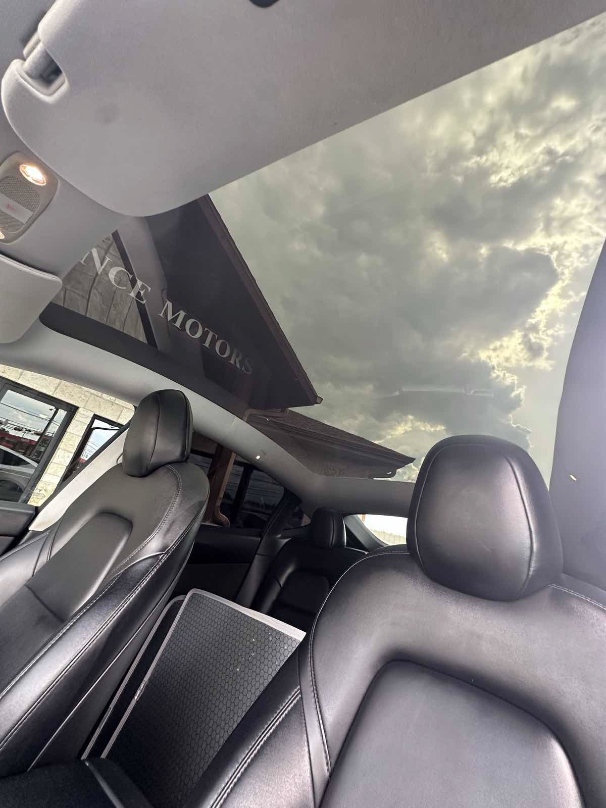 Used 2020 Tesla Model Y Long Range AWD/4WD image 13