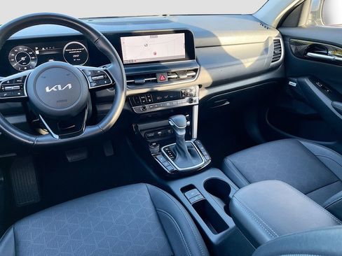 Certified 2024 Kia Seltos SX image 23