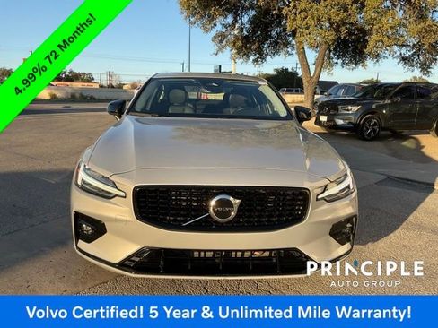 Certified 2024 Volvo S60 B5 Core image 3