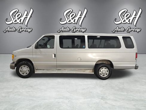 Used 2001 Ford E-350 and Econoline 350 XLT image 11