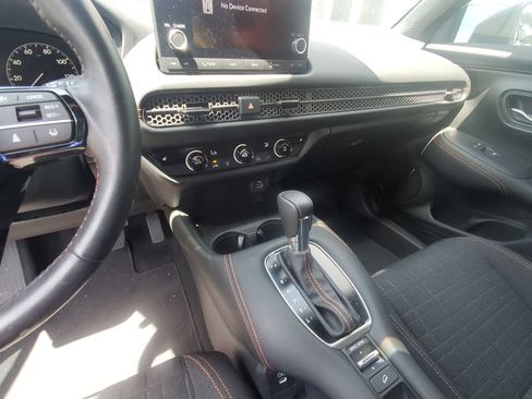 Used 2024 Honda HR-V Sport image 15
