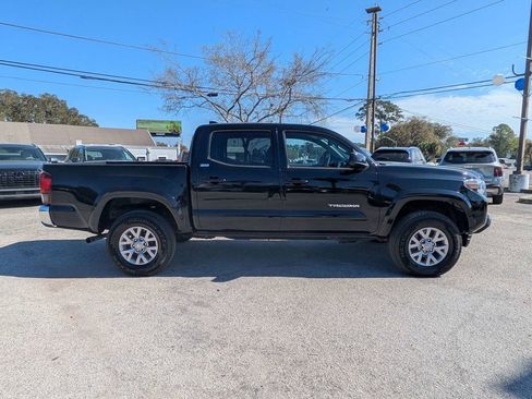 Used 2019 Toyota Tacoma SR5 image 3