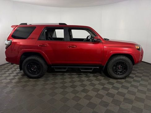 Used 2021 Toyota 4Runner SR5 image 10