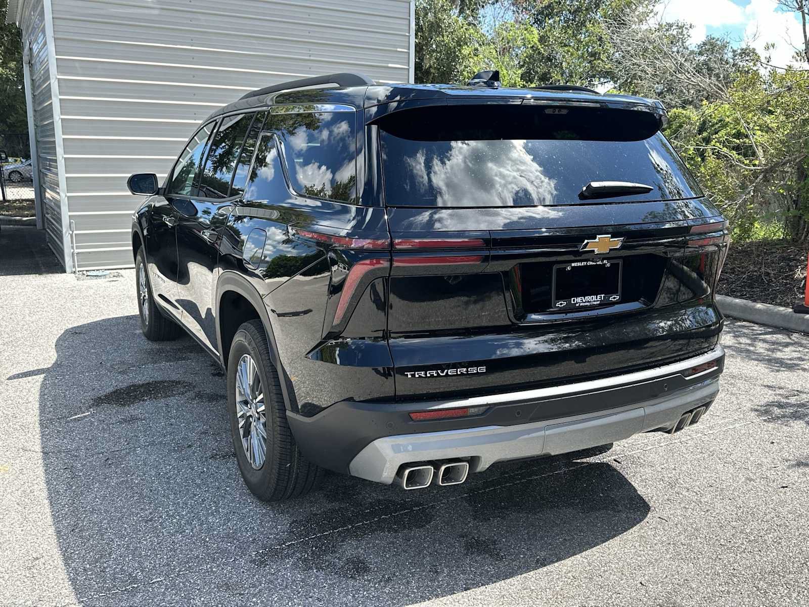 New 2026 Chevrolet Traverse LT w/ Driver Confidence Package FWD image 4