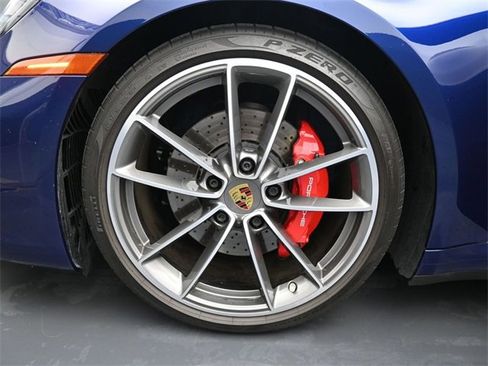 Used 2020 Porsche 911 Carrera S image 6