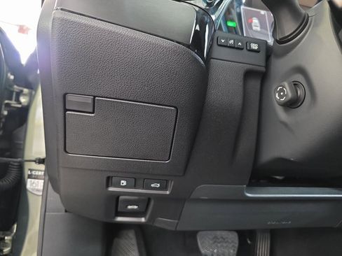 Certified 2025 Lexus ES 300h 300h w/ Premium Package image 24