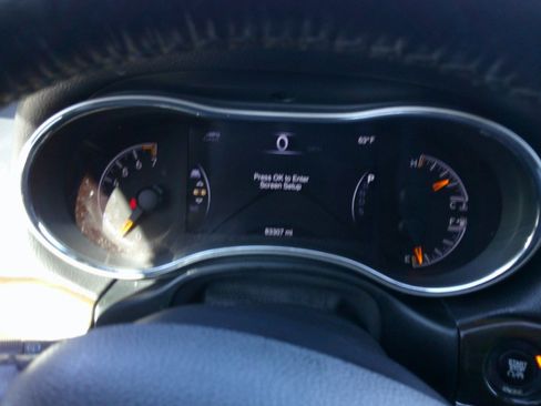 Used 2014 Jeep Grand Cherokee Limited w/ Luxury Group II image 68