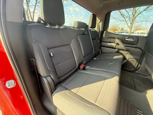 Used 2023 Chevrolet Silverado 1500 Custom Trail Boss image 28