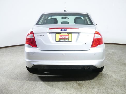 Used 2012 Ford Fusion SE image 6