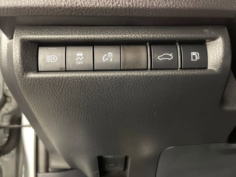 Certified 2025 Toyota Camry LE image 28