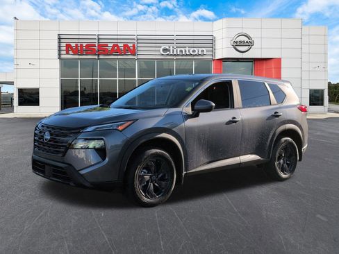 New 2026 Nissan Rogue SV FWD image 7