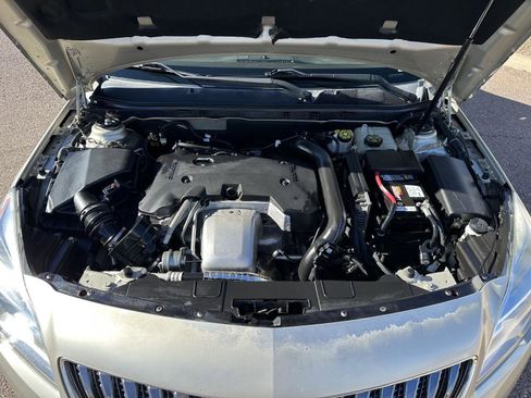 Used 2015 Buick Regal Premium w/ Experience Buick Package image 11