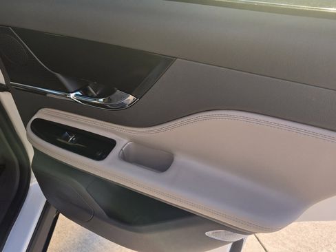 Certified 2023 Lincoln Corsair Reserve w/ Equipment Group 201A image 21