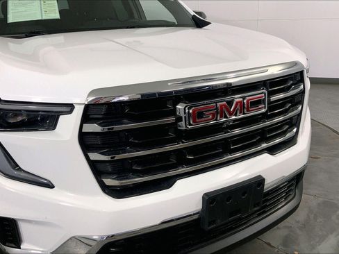 Used 2025 GMC Acadia Elevation AWD/4WD image 28