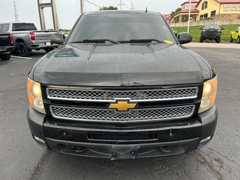 Used 2013 Chevrolet Silverado 1500 LTZ w/ LTZ Plus Package AWD/4WD image 2