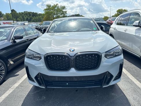 Used 2024 BMW X4 xDrive30i w/ Premium Package AWD/4WD image 3