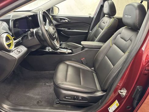 Certified 2024 Chevrolet Trax ACTIV w/ Sunroof Package FWD image 10