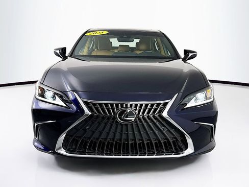 Used 2025 Lexus ES 350 w/ Premium Package image 2