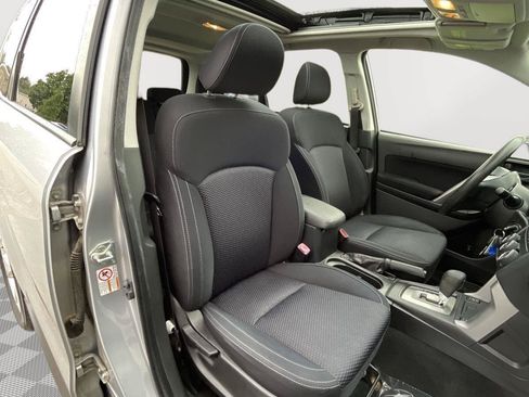 Used 2015 Subaru Forester 2.5i Premium w/ All-Weather Package AWD/4WD image 22