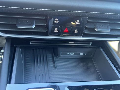 New 2026 Volkswagen Atlas Cross Sport SEL Premium R-Line image 24