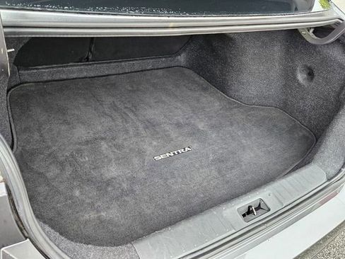 Used 2021 Nissan Sentra SV image 8