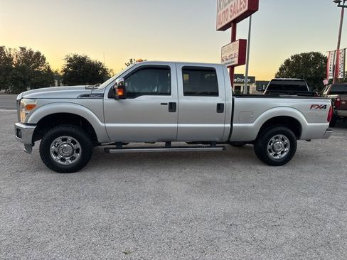 Used 2016 Ford F250 XLT w/ XLT Premium Package image 1