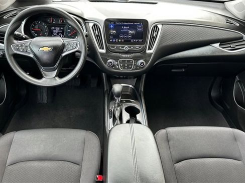 Used 2023 Chevrolet Malibu LT image 14