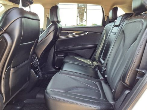 Certified 2023 Lincoln Nautilus Reserve AWD/4WD image 11