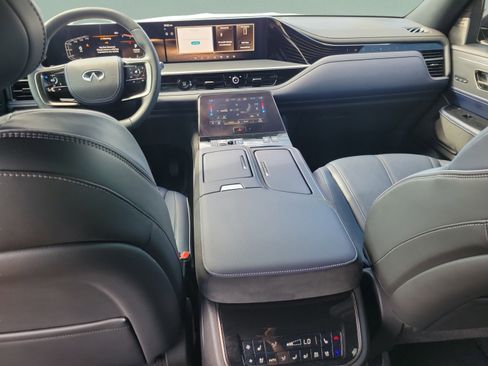 Certified 2026 INFINITI QX80 4WD w/ Sport Exterior Package image 7