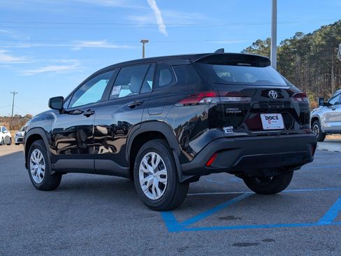 New 2026 Toyota Corolla Cross L image 3