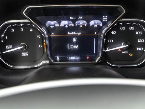 Used 2021 GMC Yukon XL SLT image 21