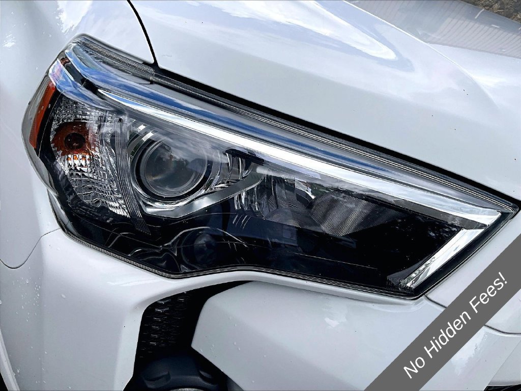 Used 2016 Toyota 4Runner SR5 Premium AWD/4WD image 24