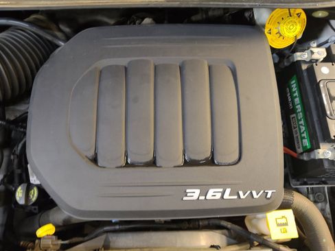 Used 2016 Dodge Grand Caravan SE w/ Quick Order Package 29E SE FWD image 30